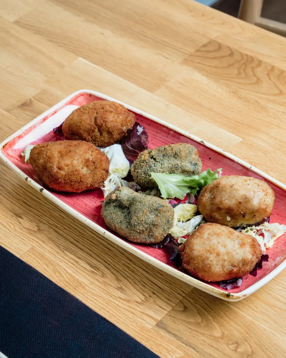 Surtido de croquetas caseras